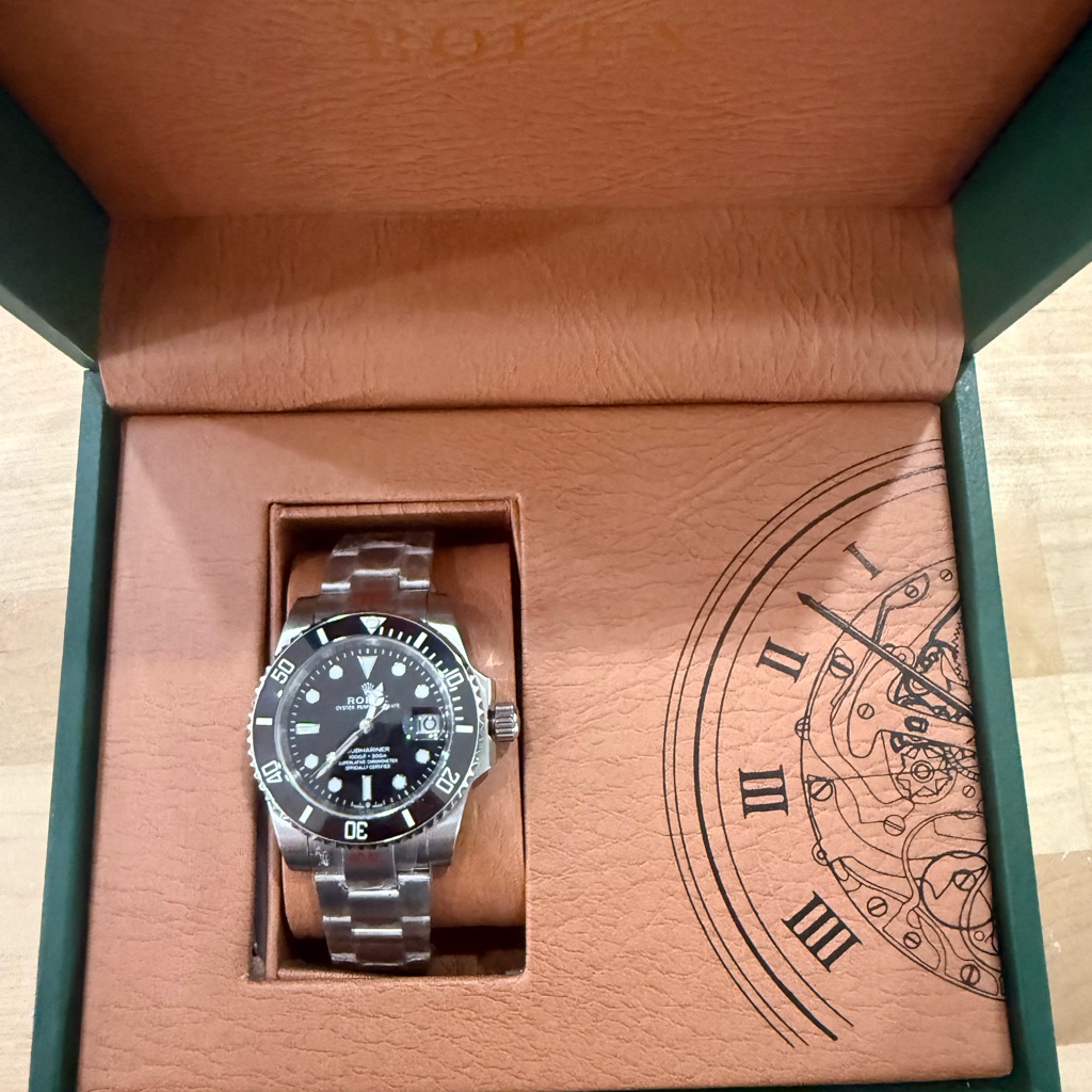 Rolex Submariner Oyster Perpetual Date With Black Dial